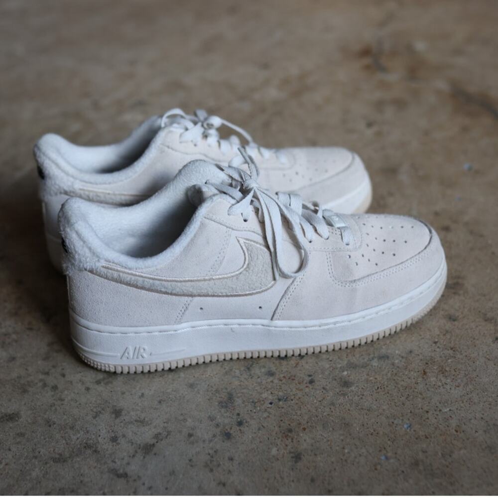 Nike Air Force 1 ’07 SE Women’s Size 10 Sneakers Streetwear Tan Off White